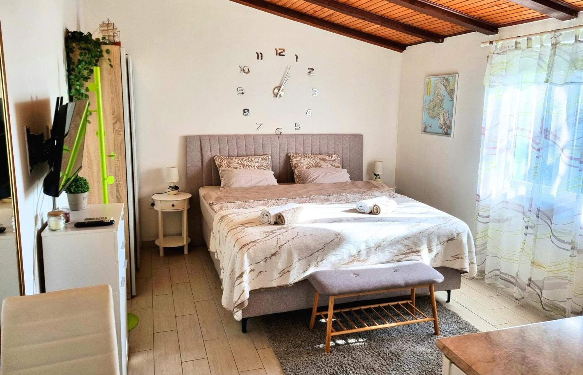 Studio Apartment Lino Skrbčići Εξωτερικό φωτογραφία